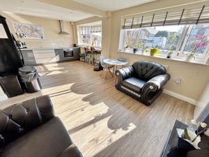 Kitchen/diner- click for photo gallery